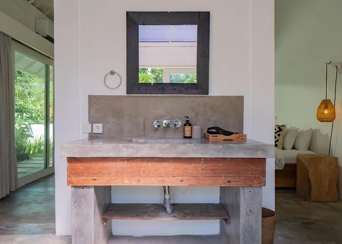 Outsite Bali - Work, Connect, Explore Gasthuis Canggu